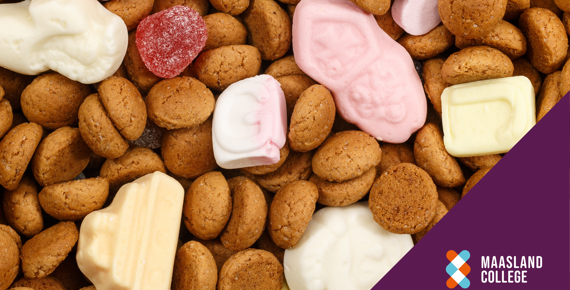 Pieten bezochten het Maaslandcollege